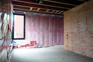 insulation (102)